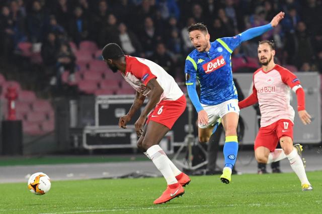 米勒压哨绝杀黄蜂险胜活塞 火箭大胜马刺27分