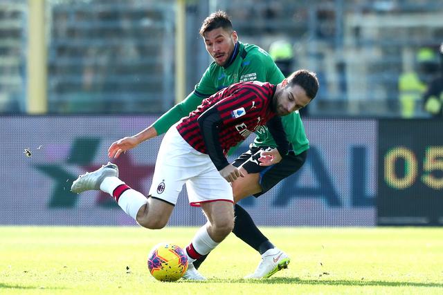 莱万加入欧冠百球俱乐部 进球效率比梅西C罗更高